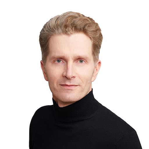 Kimmo Tanttula, Lääketieteen lisensiaatti — Pihlajalinna