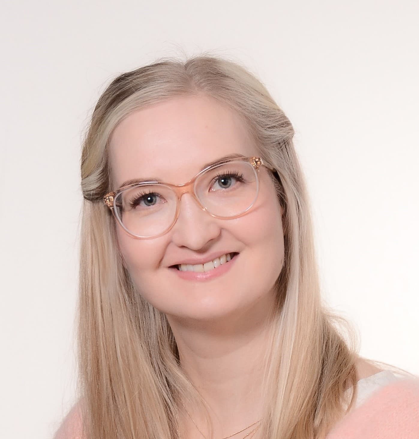 Laura Albrecht  — Pihlajalinna