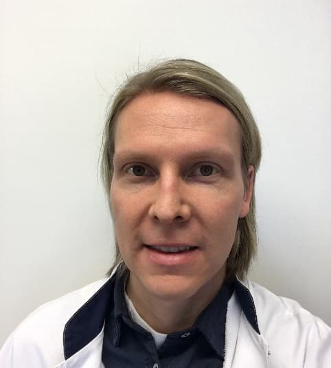 Miki Sipiläinen Lääketieteen lisensiaatti — Pihlajalinna