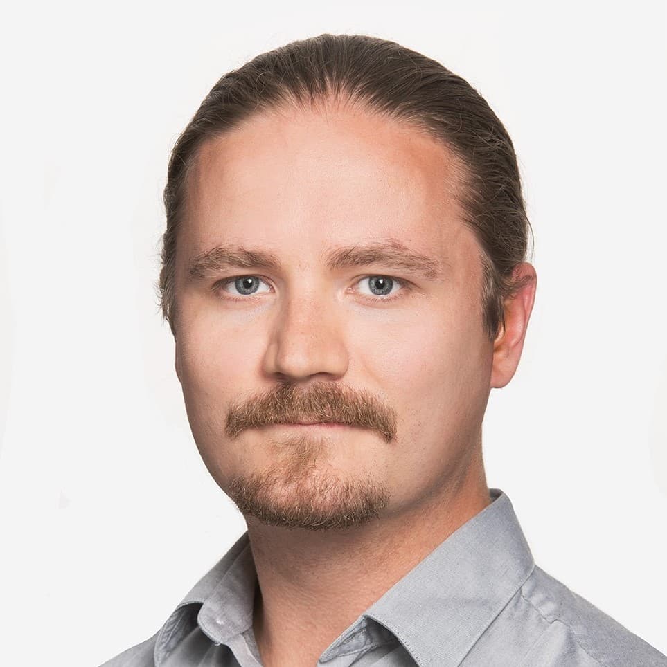 Altti Puuronen — Pihlajalinna