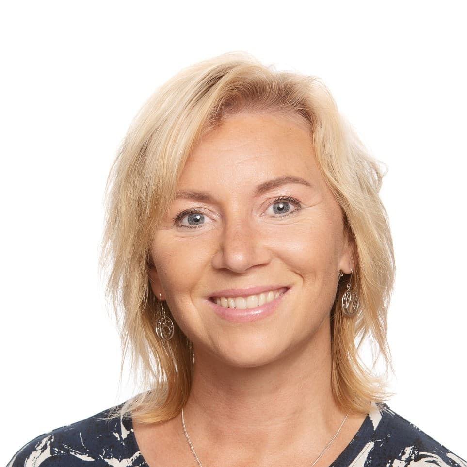 Elisa Arvio  — Pihlajalinna