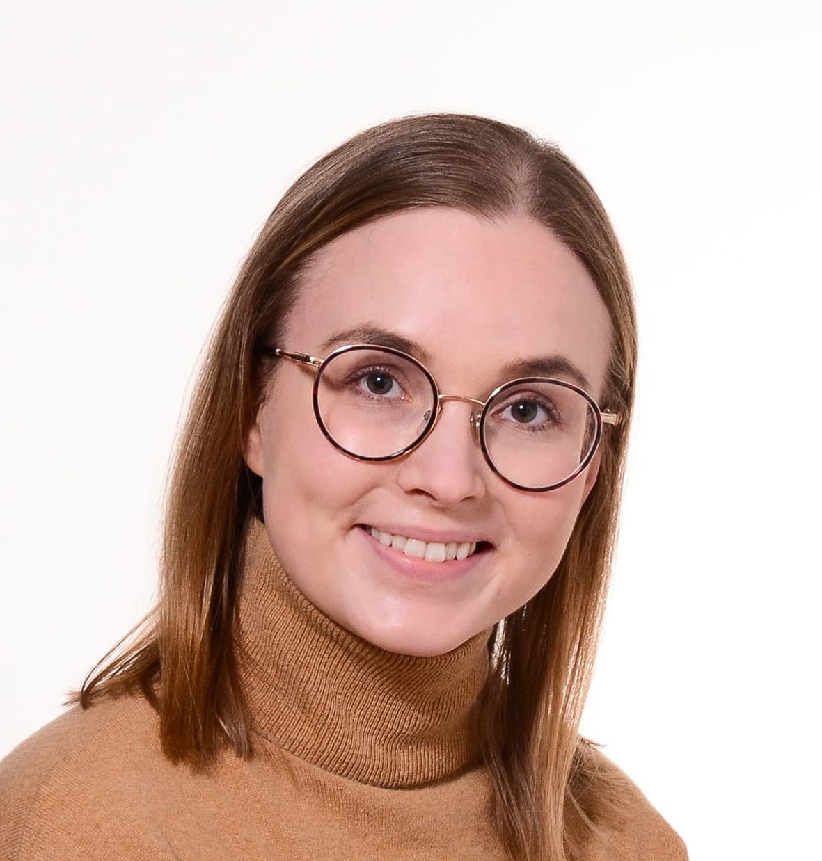 Henni Hiltunen Lääketieteen tohtori — Pihlajalinna