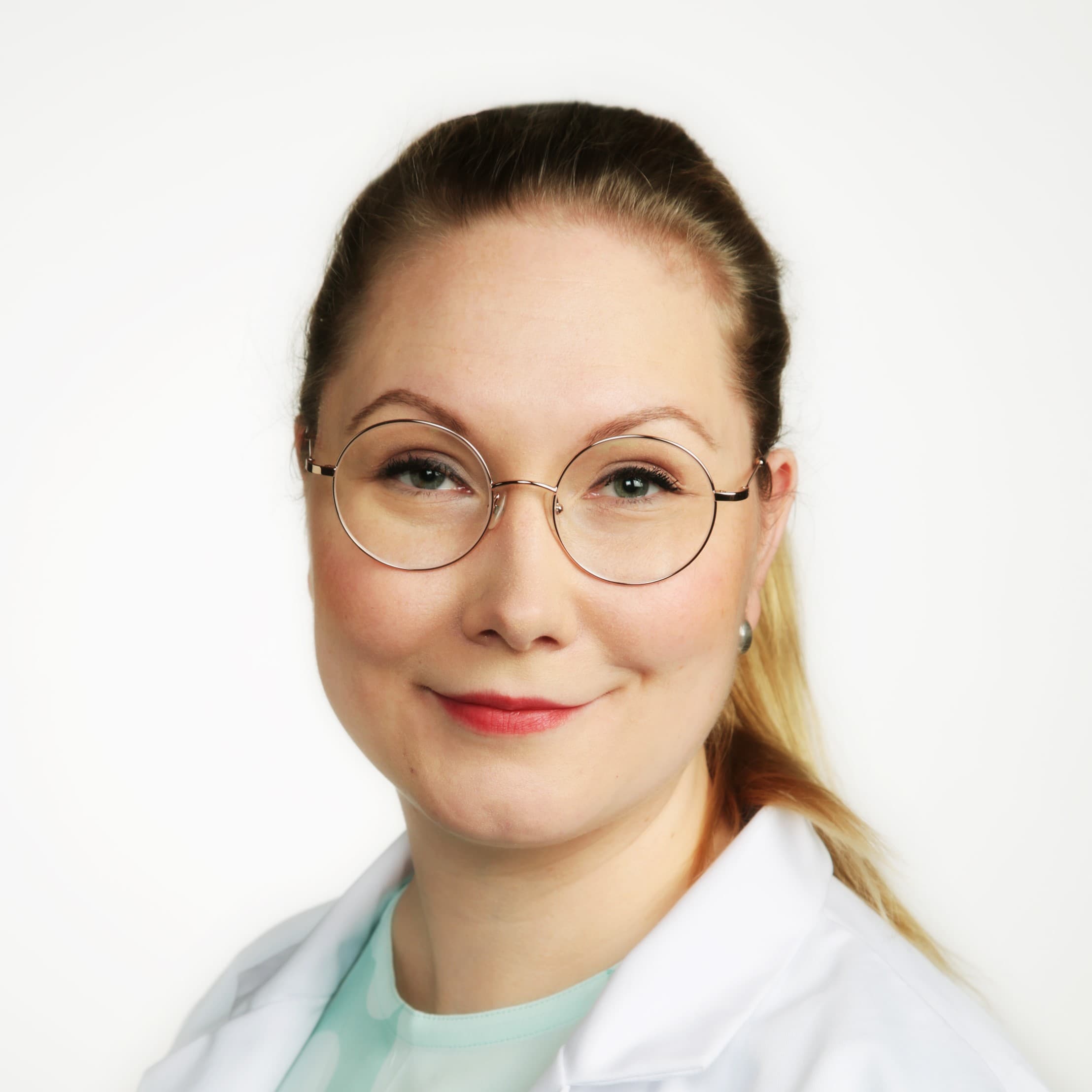 Salla Haimakainen — Pihlajalinna