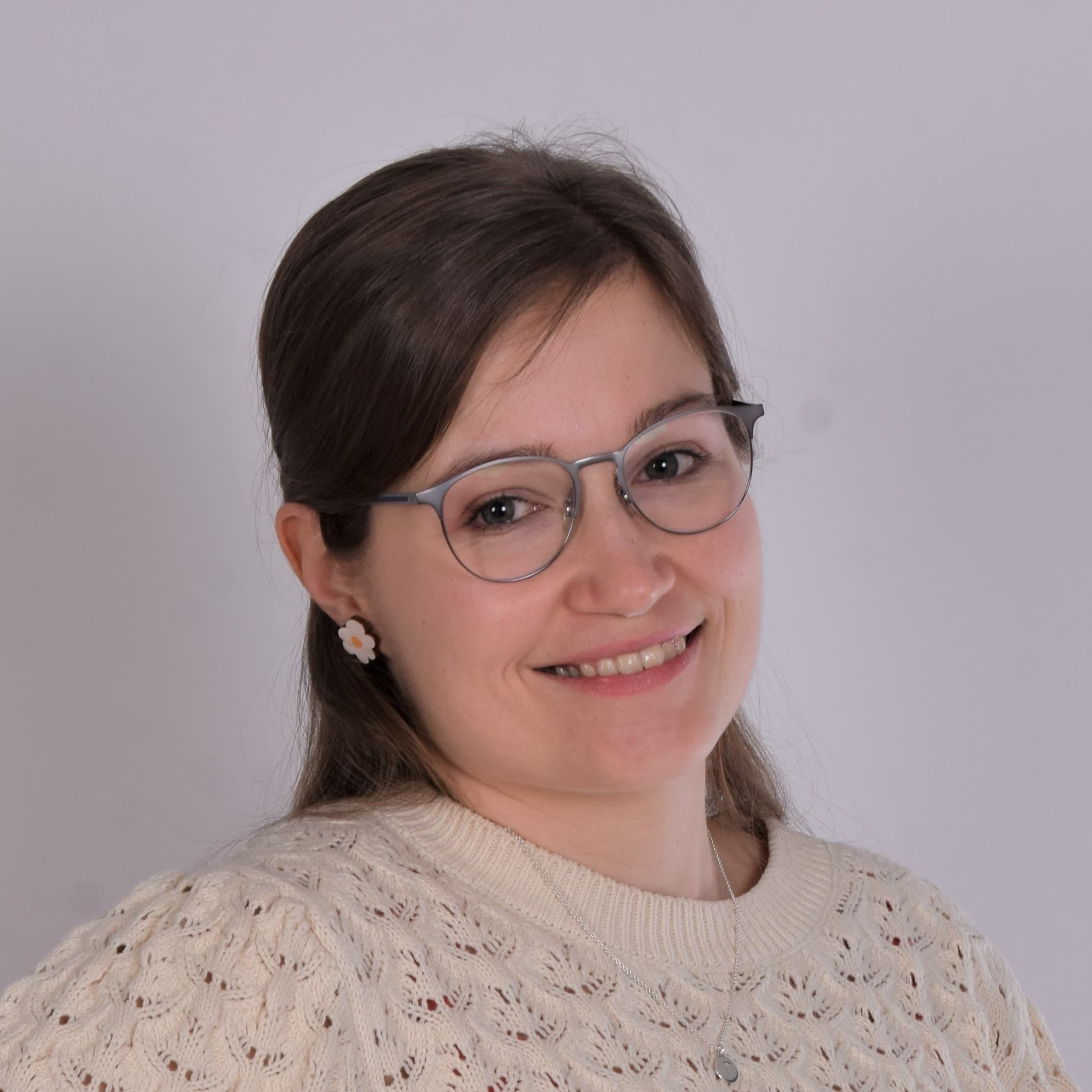 Tytti Tyrväinen — Pihlajalinna