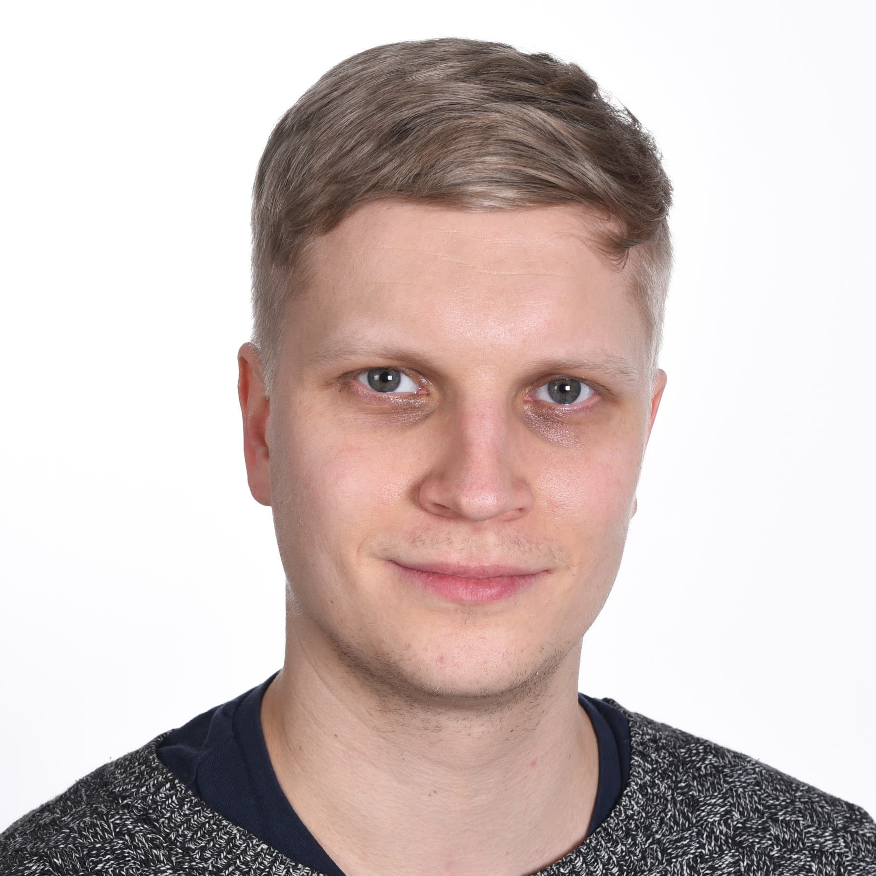 Oskari Lappalainen — Pihlajalinna