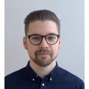 Veli-Matti Uhre Lääketieteen lisensiaatti — Pihlajalinna