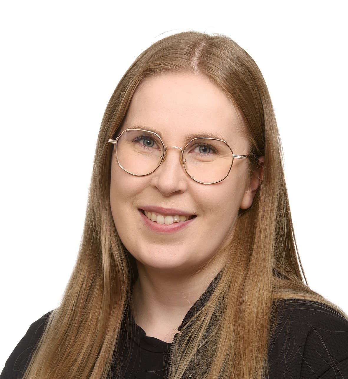 Nelli Väntti Lääketieteen lisensiaatti — Pihlajalinna