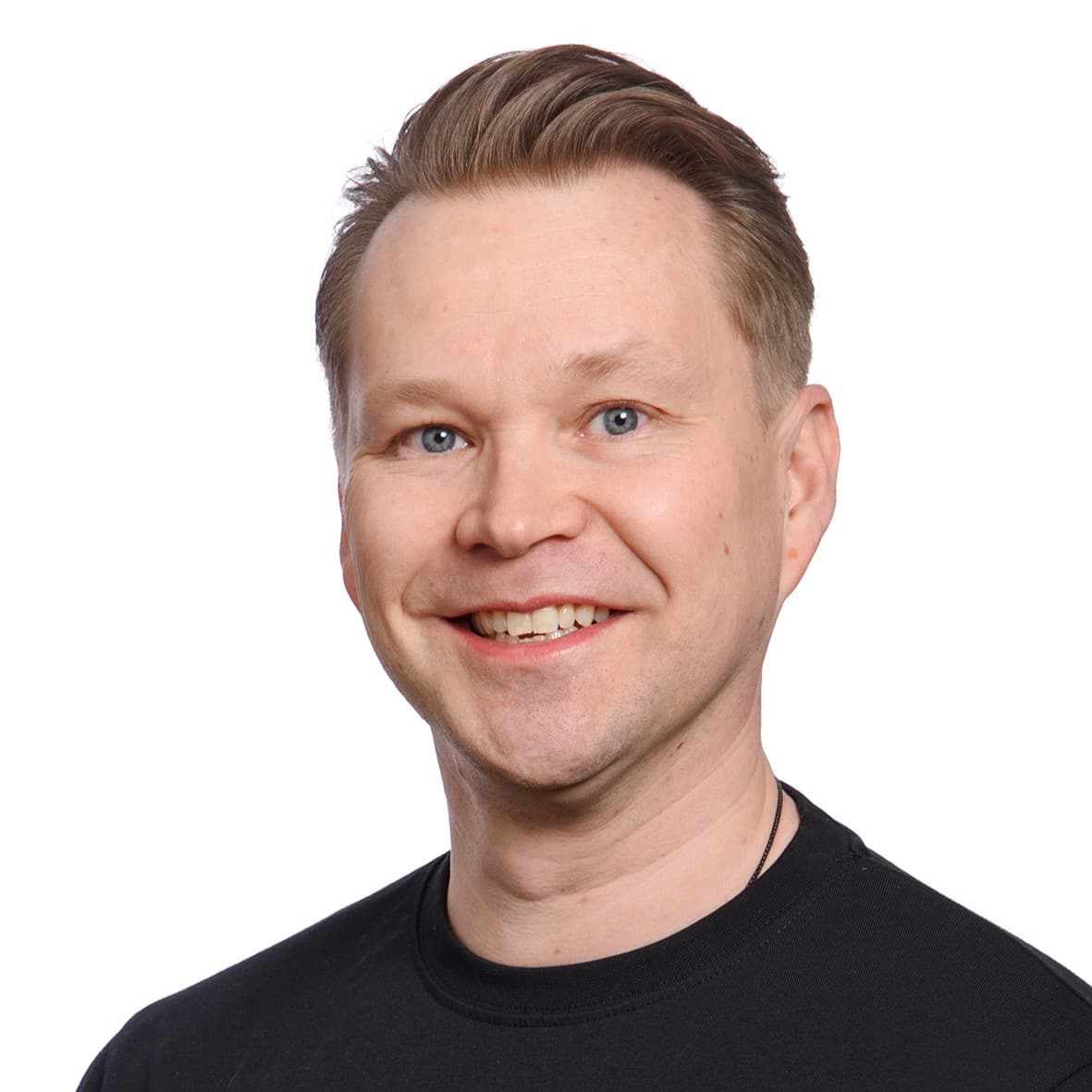 Antti Riuttanen — Pihlajalinna