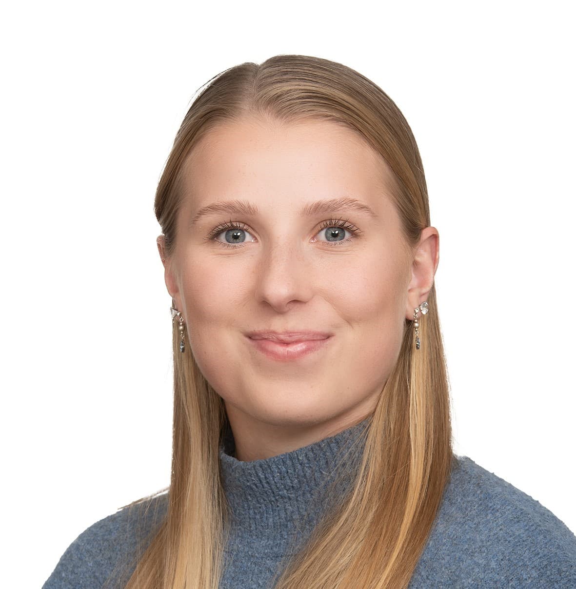 Sylvi Pellonperä — Pihlajalinna