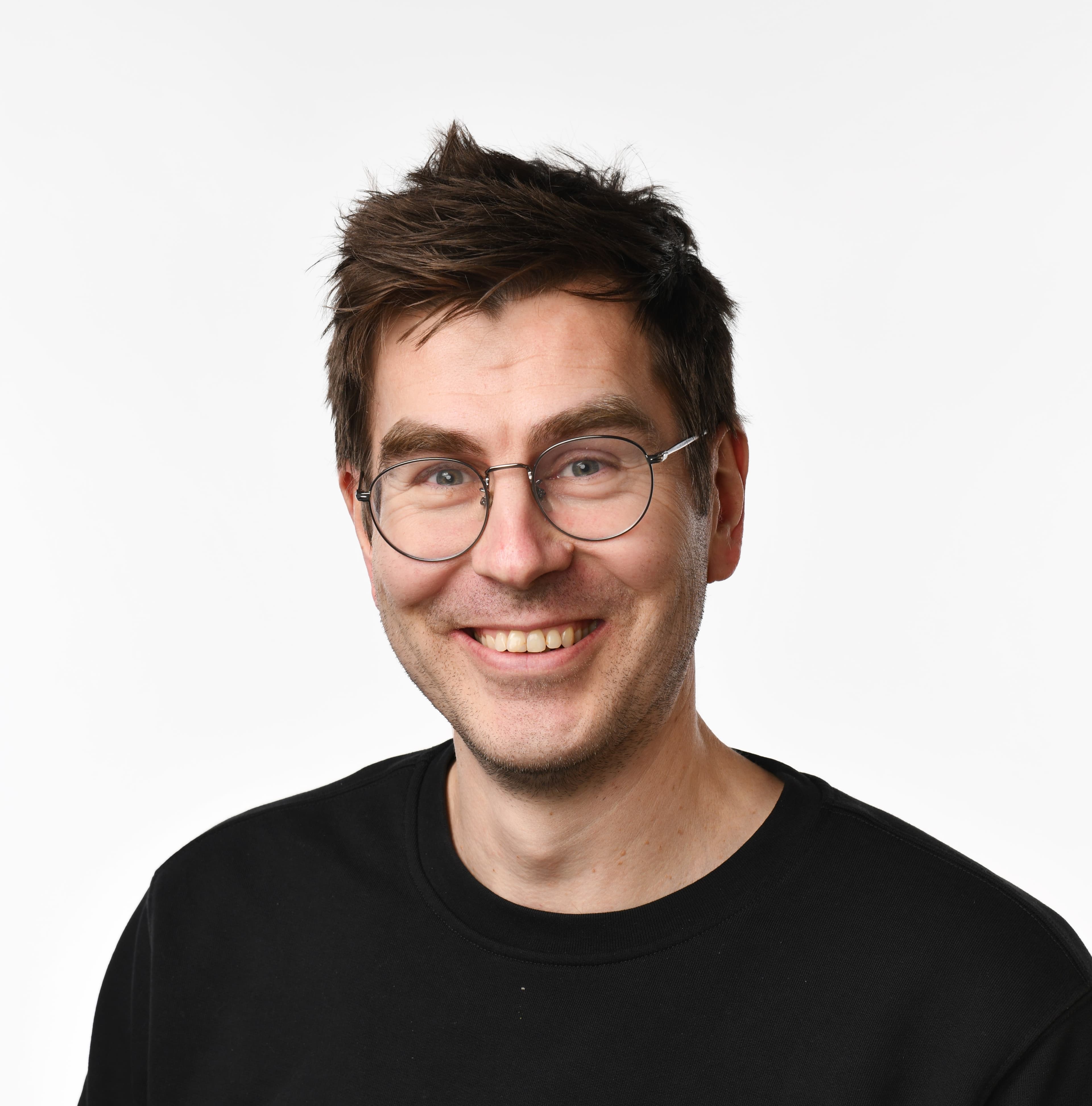 Anssi Niemelä — Pihlajalinna