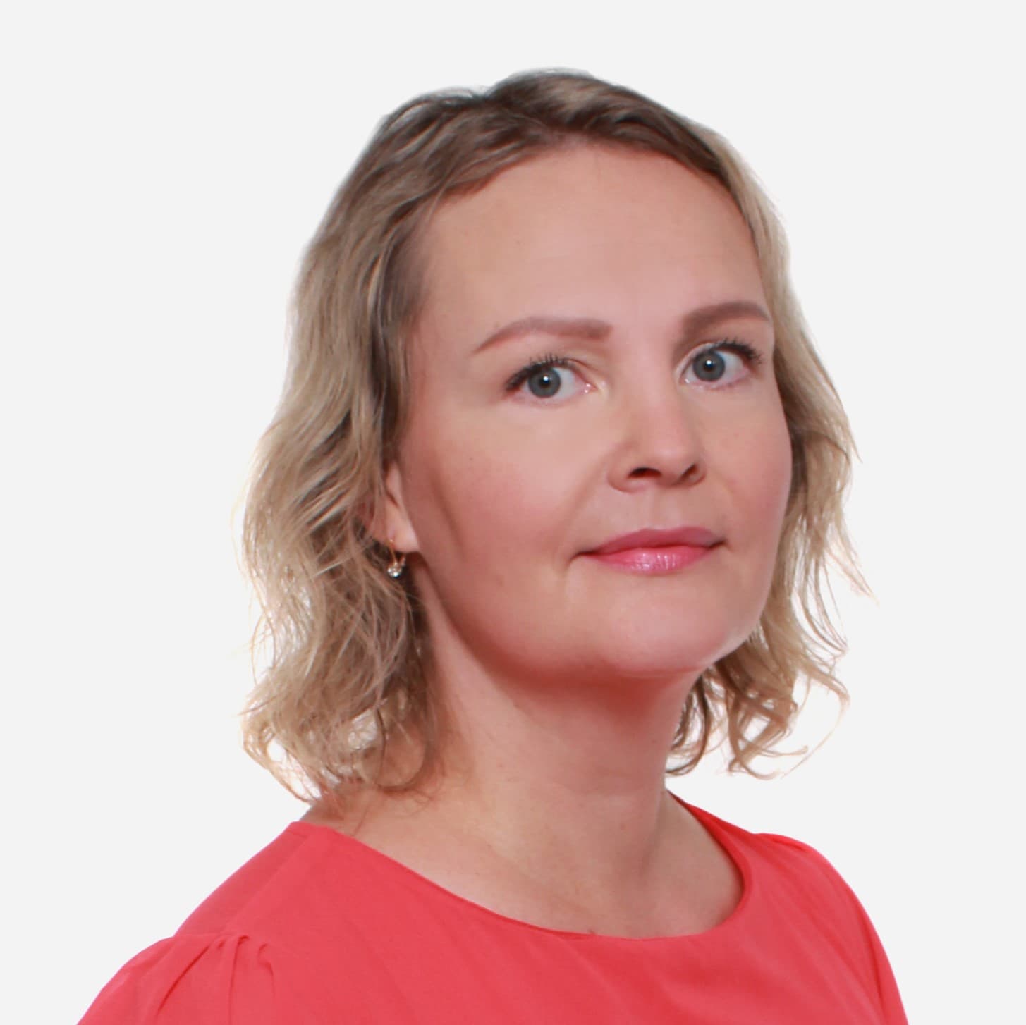 Elina Kiidli — Pihlajalinna