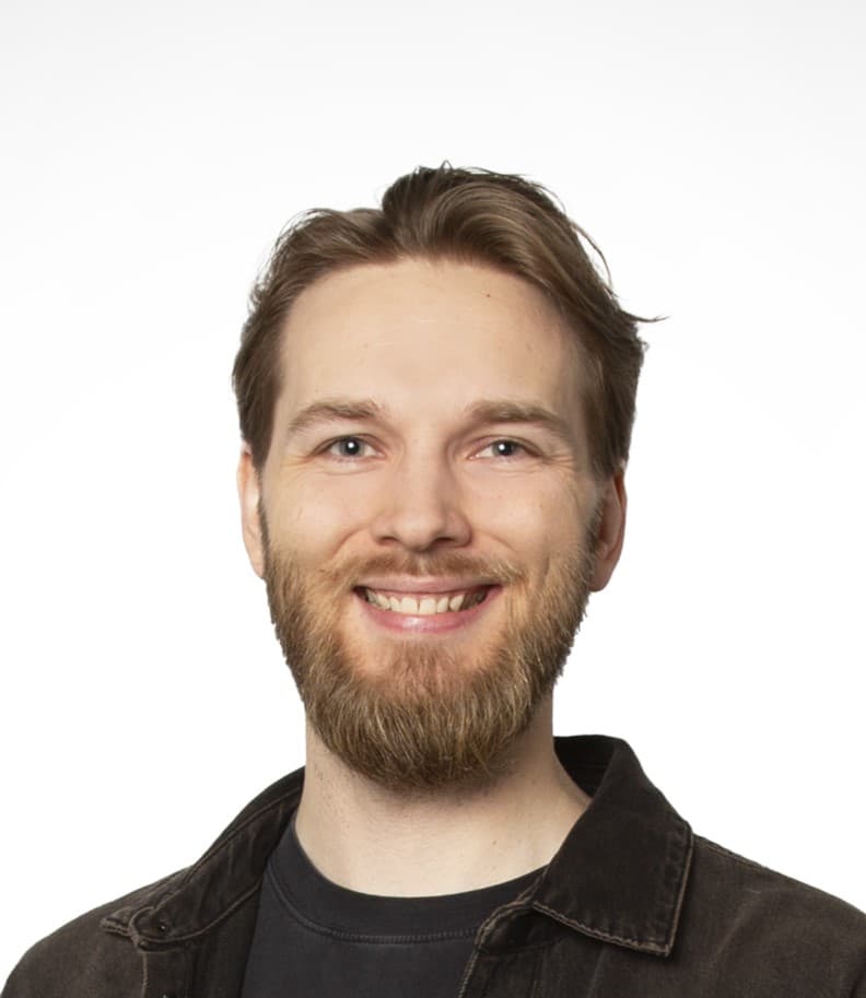 Ville Takkinen — Pihlajalinna