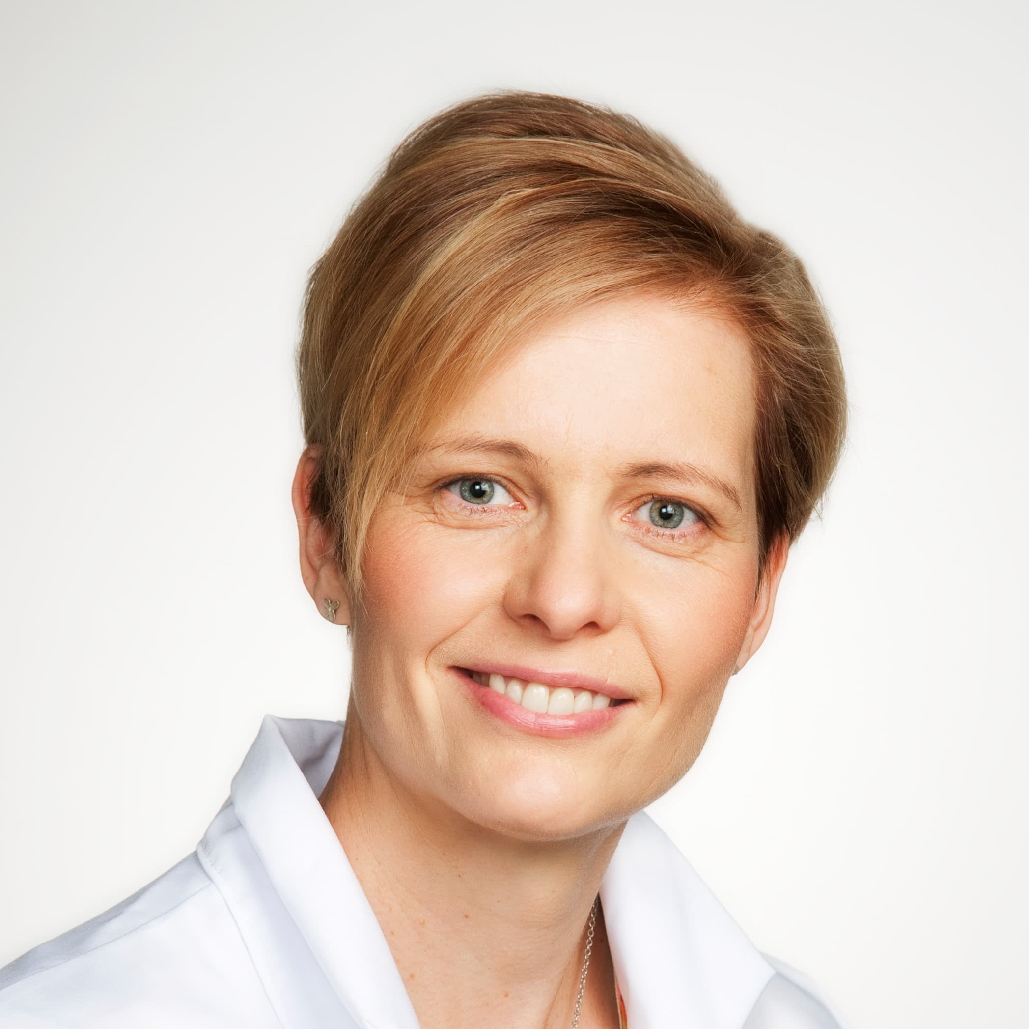 Katja Erkkilä — Pihlajalinna
