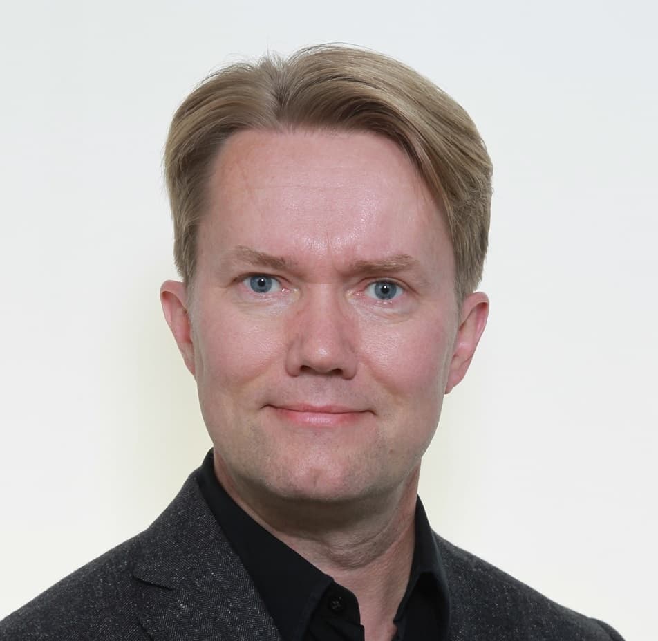 Antti Liuska — Pihlajalinna